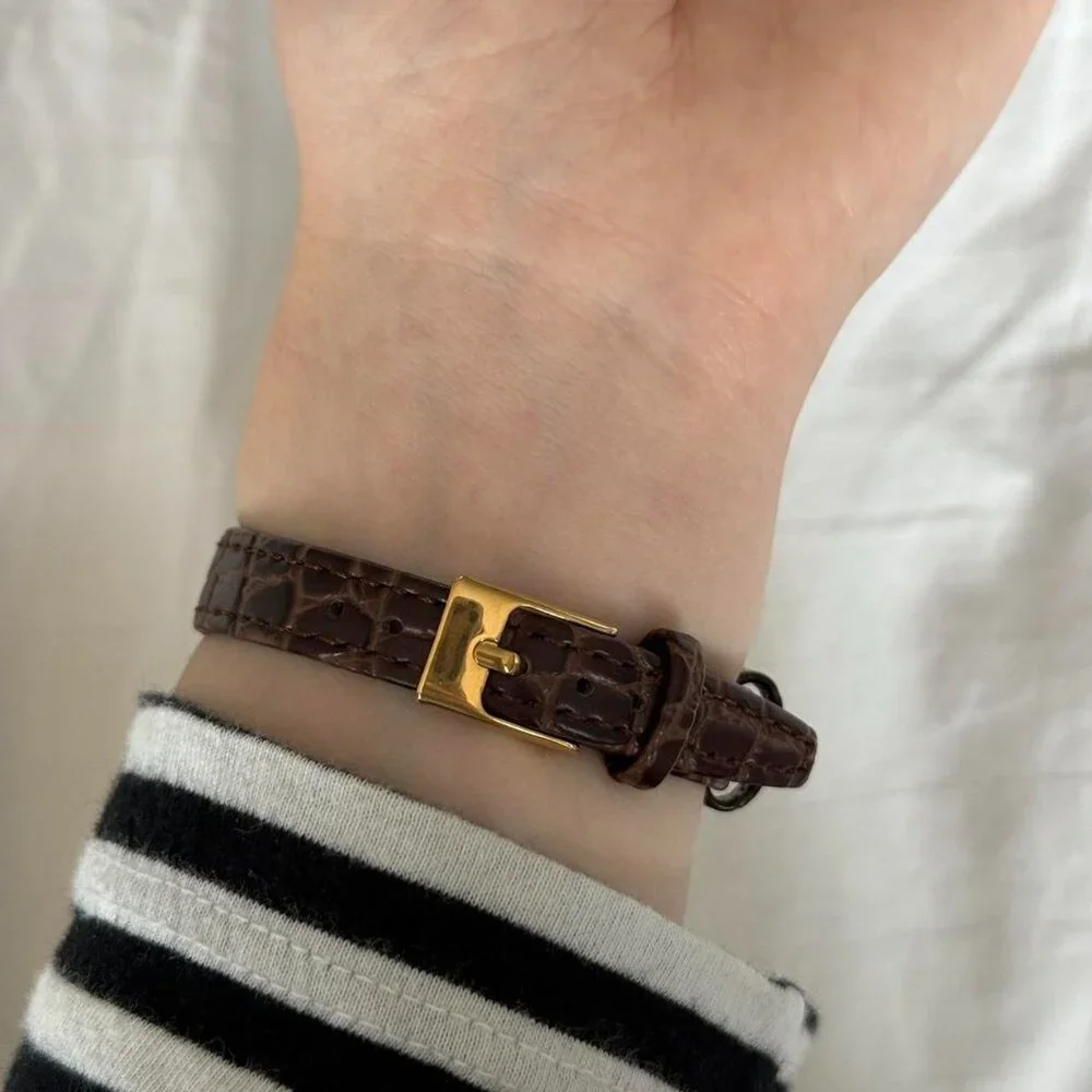 SKU:0129‎ vintage style gold mini watch brown leather strap + in a gift box